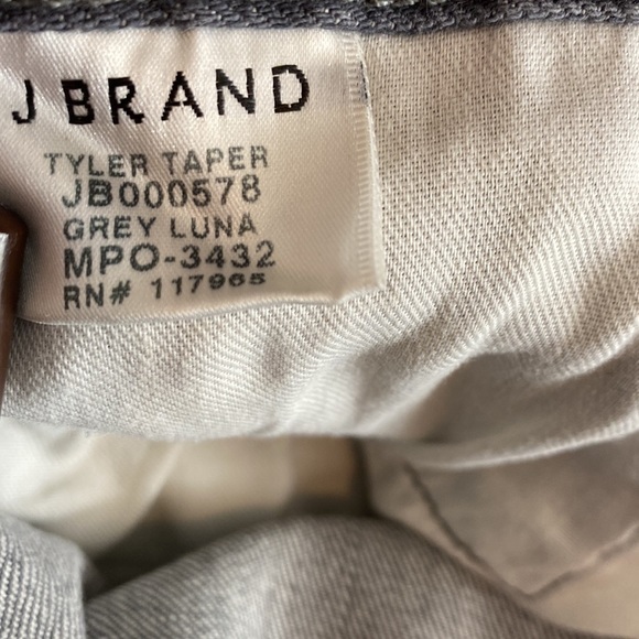 J. BRAND GREY LUNA SLIM FIT JEAN - Picture 11 of 11
